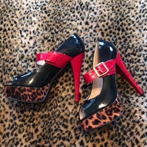 Steve Madden Platform Peep Toe Pump Heel